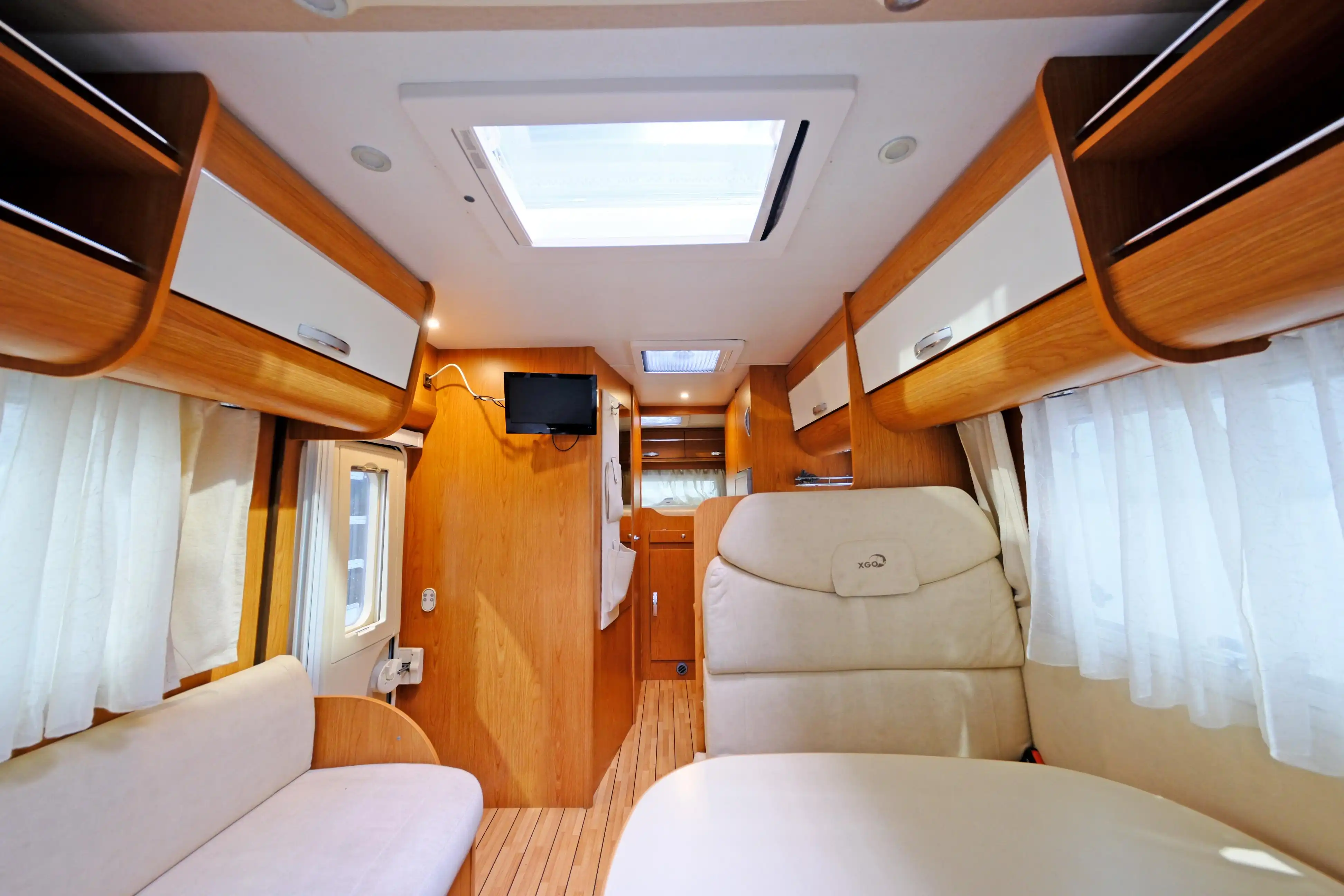XGO Coupe 303